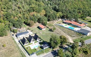 Casa de vacanta/pensiune cu teren de 3780mp | Clisura Dunarii - Poză 6