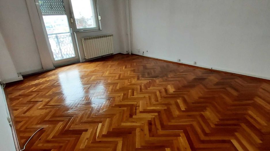 Apartament  Bd. Regina Maria/Bd, Libertății - Poză 1