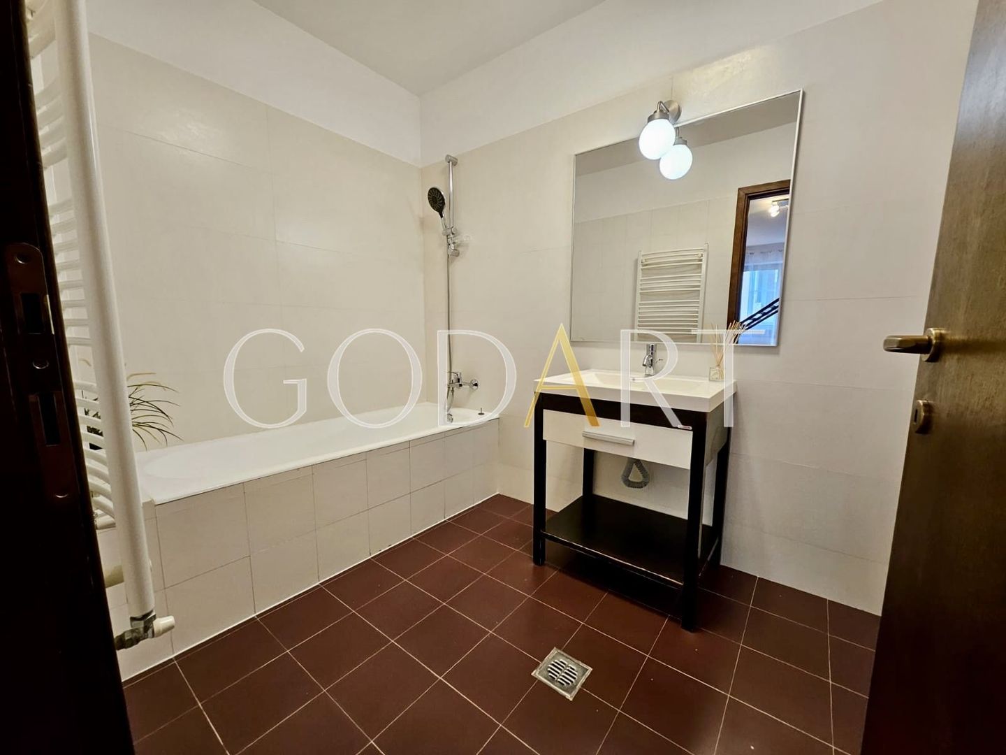 HERASTRAU | 3 CAMERE | DOUA LOCURI DE PARCARE | BOXA - Poză 14