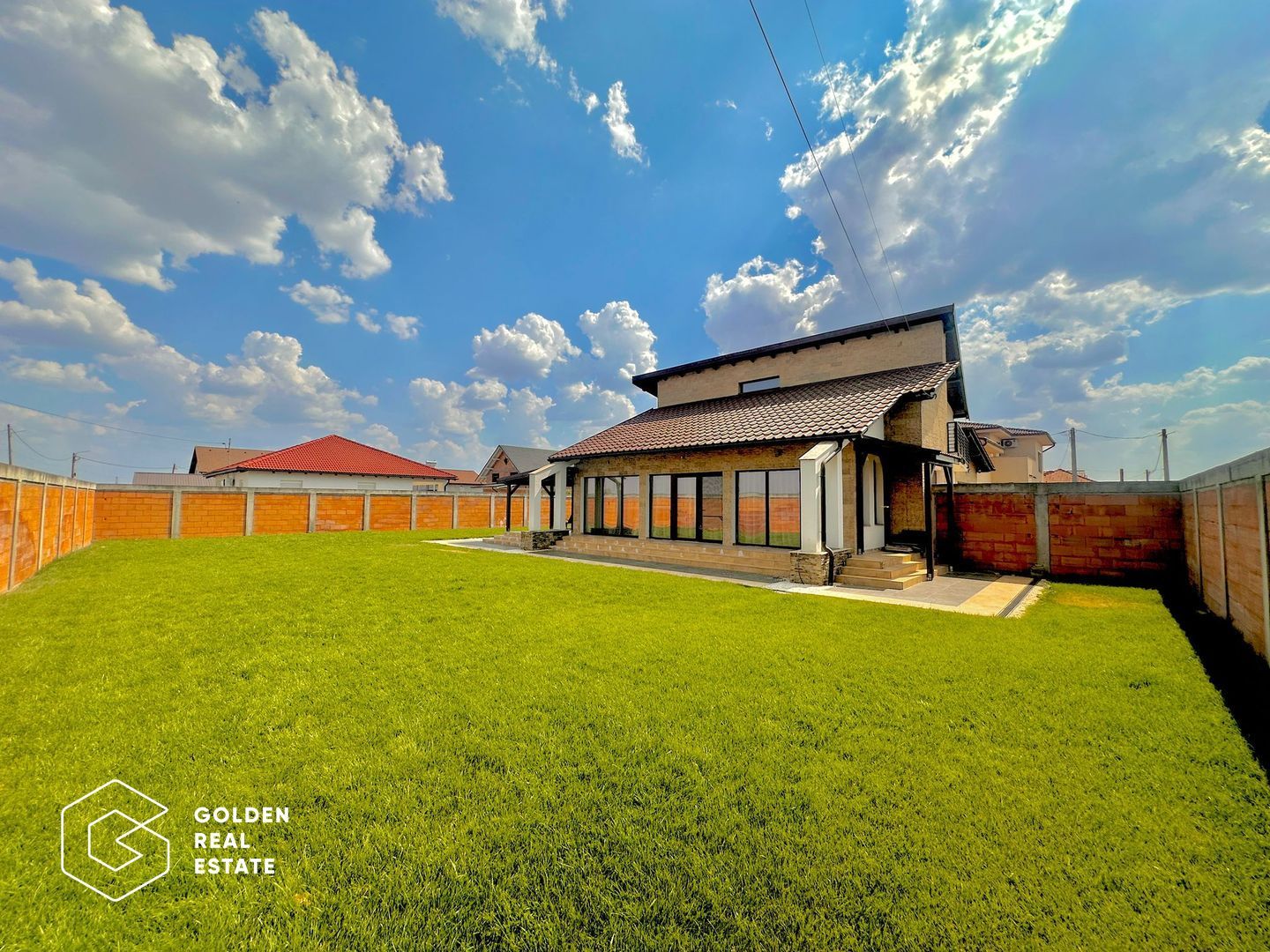 Oportunitate! Vila de lux, Livada, P+E, 5 camere, teren 957mp - Poză 17