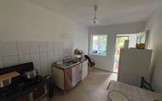 Casă cu teren de 1.651 mp și ieșire la lac Feldioara Pod mansardabil - Poză 10