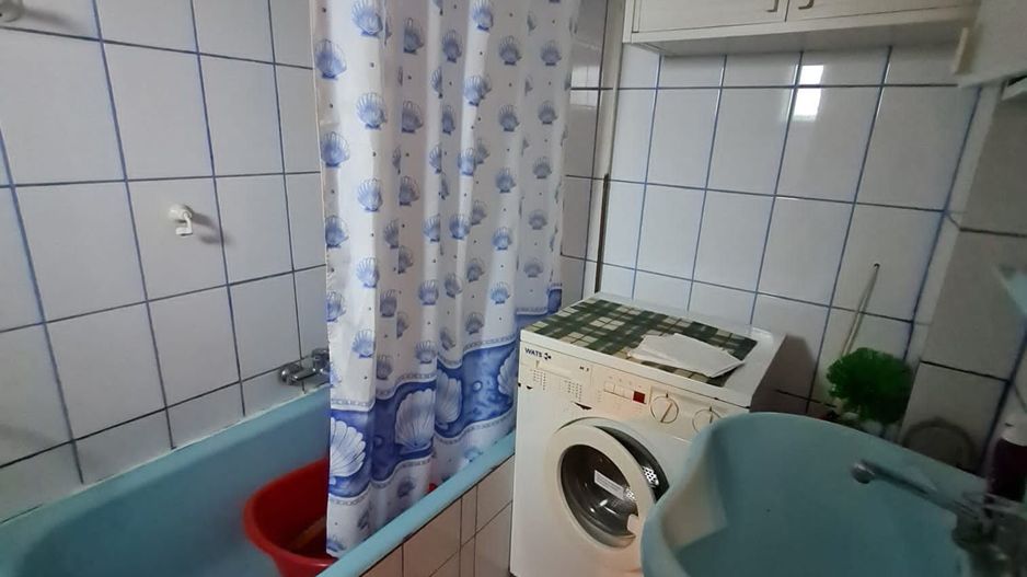 Apartament 2 camere curte comuna/2 proprietari in curte - Poză 7