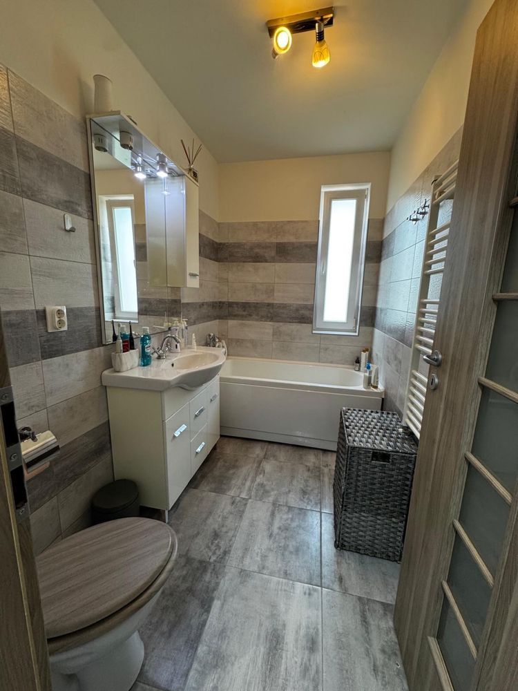 Giroc | 3 Camere | Etaj 2 | Mobilat si Utilat | Centrala proprie | Clima - Poză 7