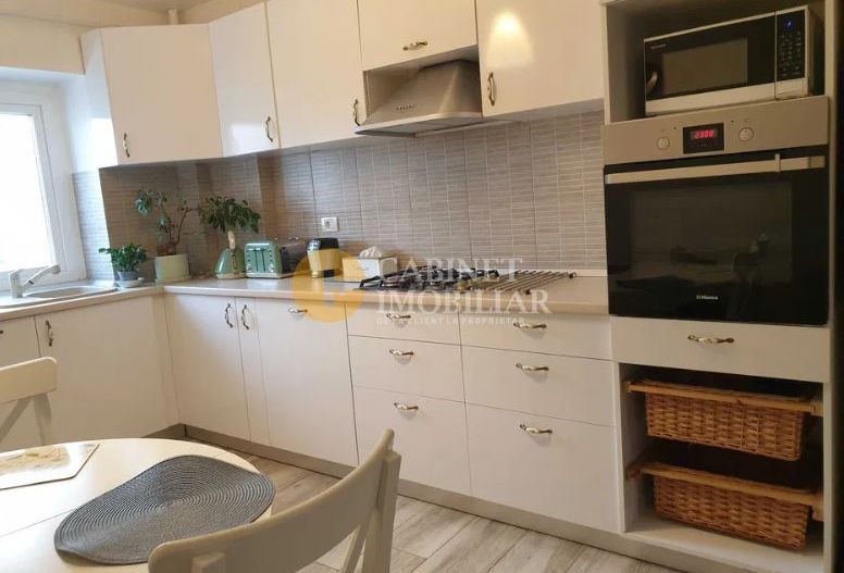 Apartament 3 camere decomandat, 2 bai, mobilat si utilat -zona Alexandru cel Bun - Poză 6