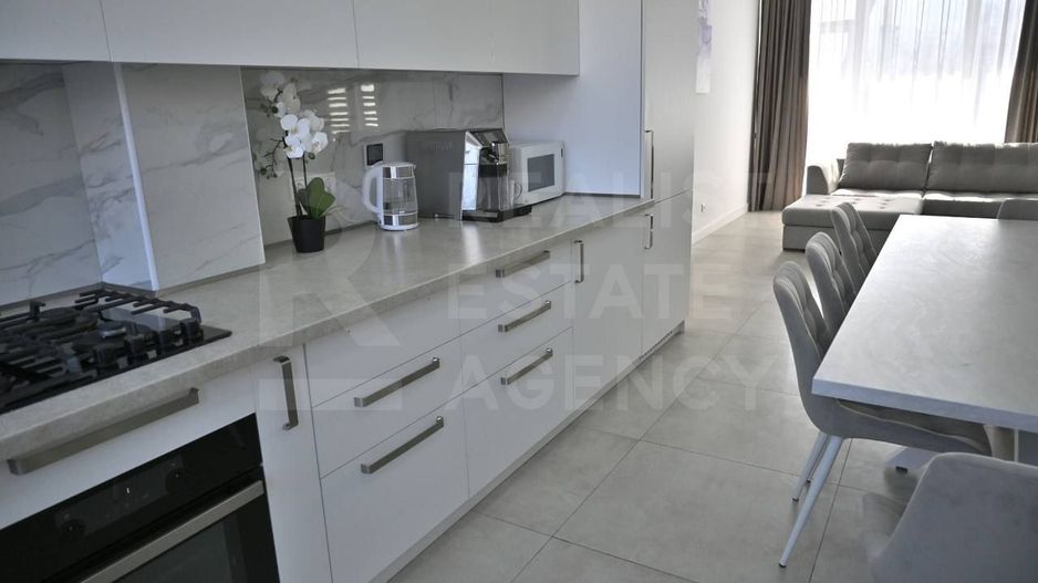 Chirie casă în 2 nivele 280 mp., str. Parascovia Didic, Telecentru. - Poză 19