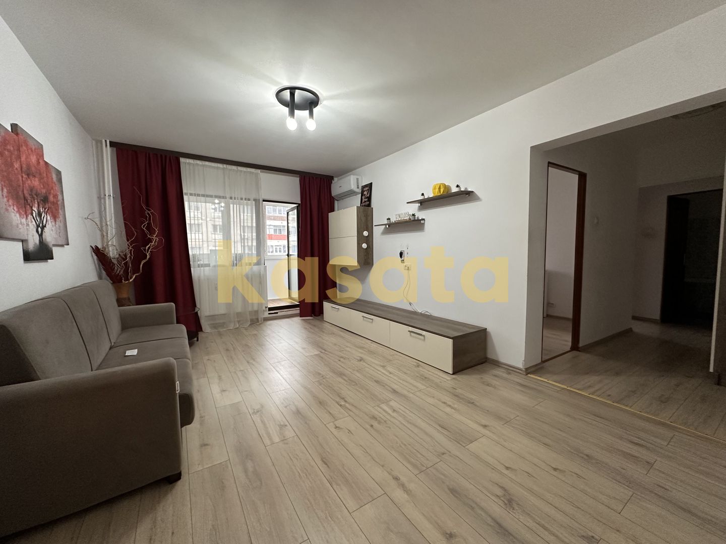 3 camere de închiriat, Lujerului – aproape de metrou și magazine - Poză 1