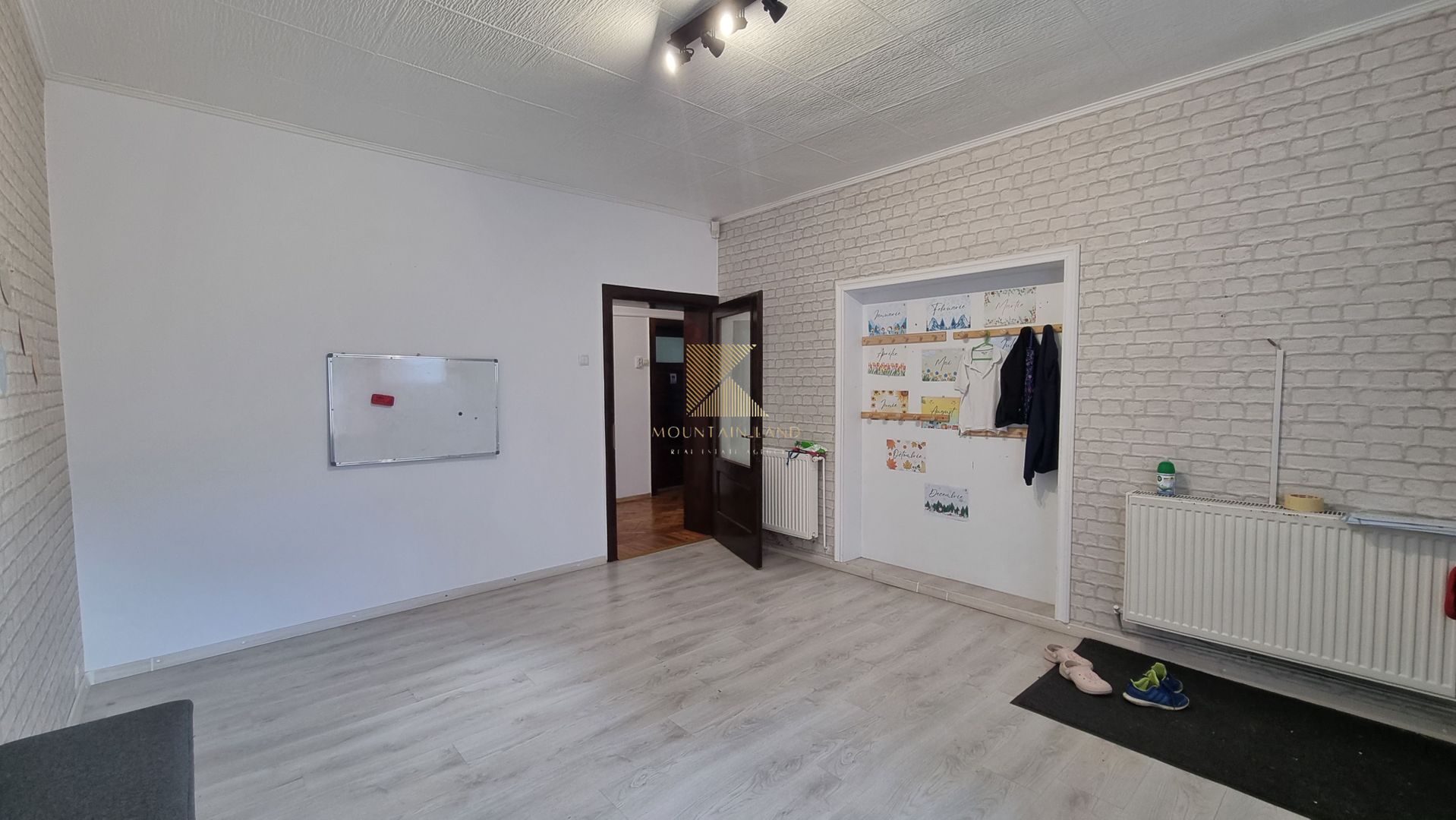 Spatiu comercial pretabil multiple destinatii, Florilor Brasov - Poză 2