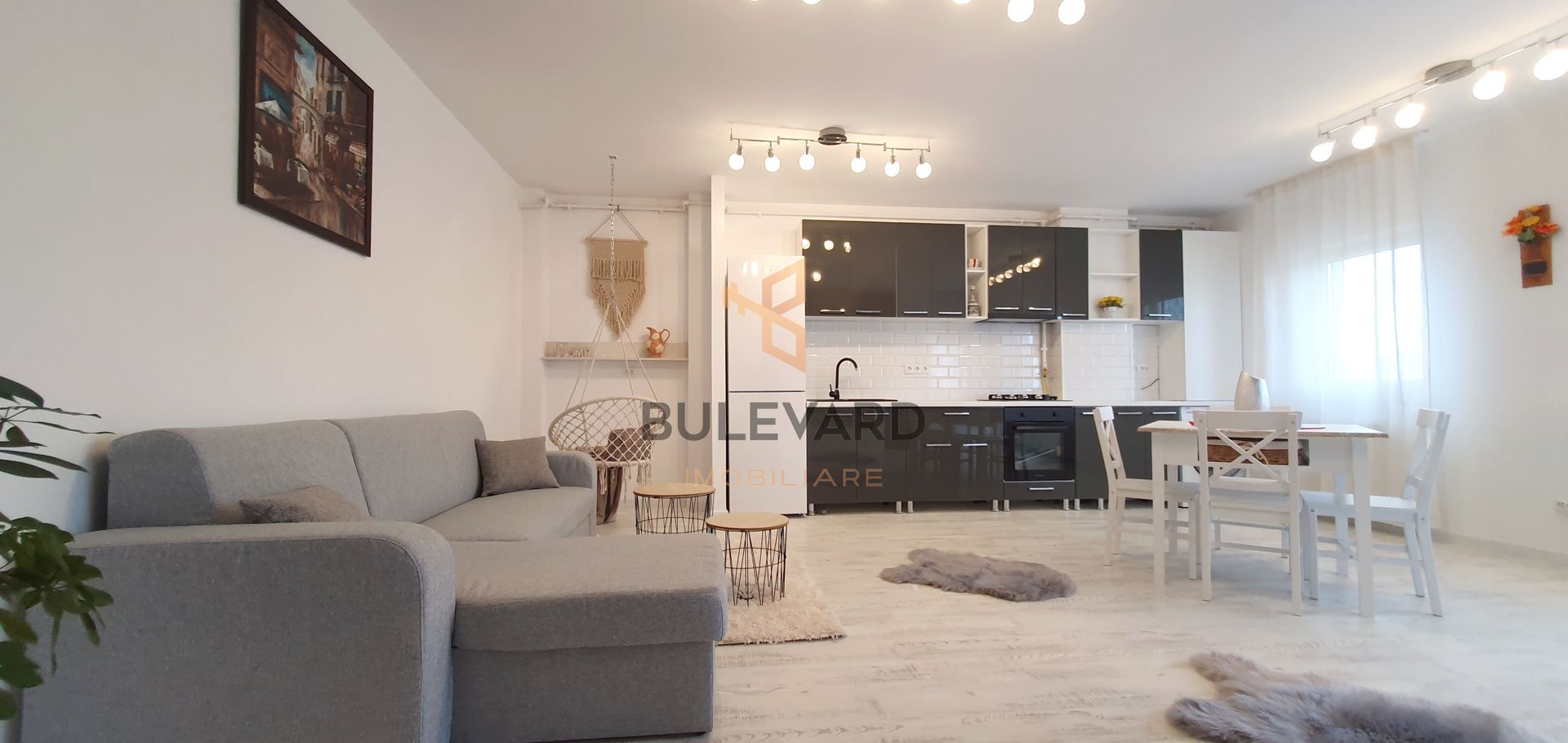 Apartament modern cu 2 camere, zona Terra! - Poză 2