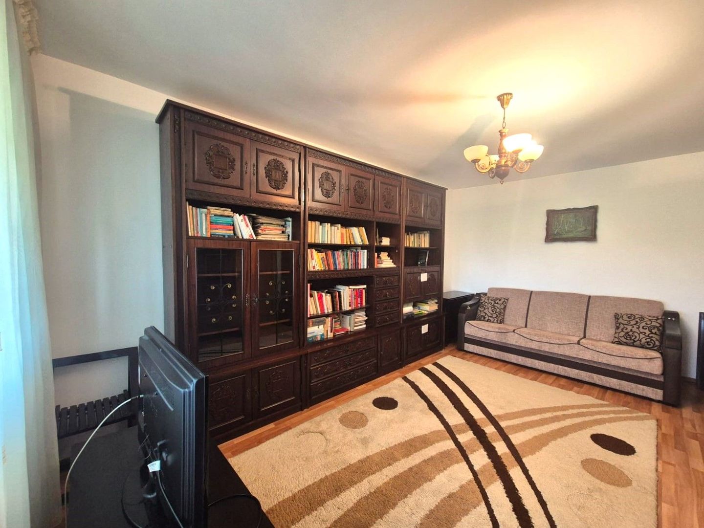 Centru Civic, apartament decomandat, ideal pentru un cuplu, pet friendly - Poză 6