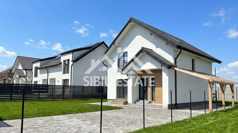 Casa individuala cu Pompa de Caldura Daikin | 441 mp teren COMISION 0 - Poză 1