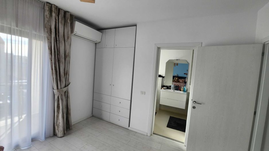 Casa moderna 4 camere | Tunari | Piscina | Spatii luminoase - Poză 8