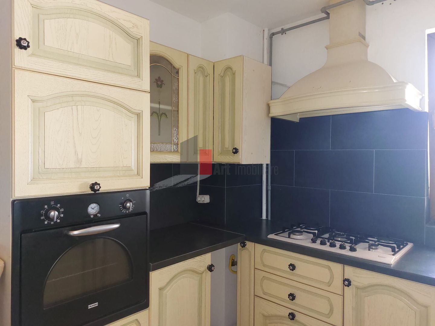 Apartamentul "RUIM" ,  Universitate-Piata Rosetti, FARA RISC SEISMIC - Poză 17