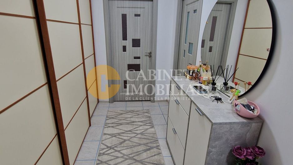 2 Camere Decomandat- Mobilat si Utilat- Etaj 1- Mircea cel Batran - Poză 5