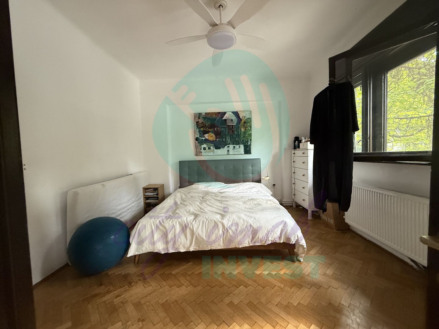Proprietate rara pe o strada boema - Poză 17