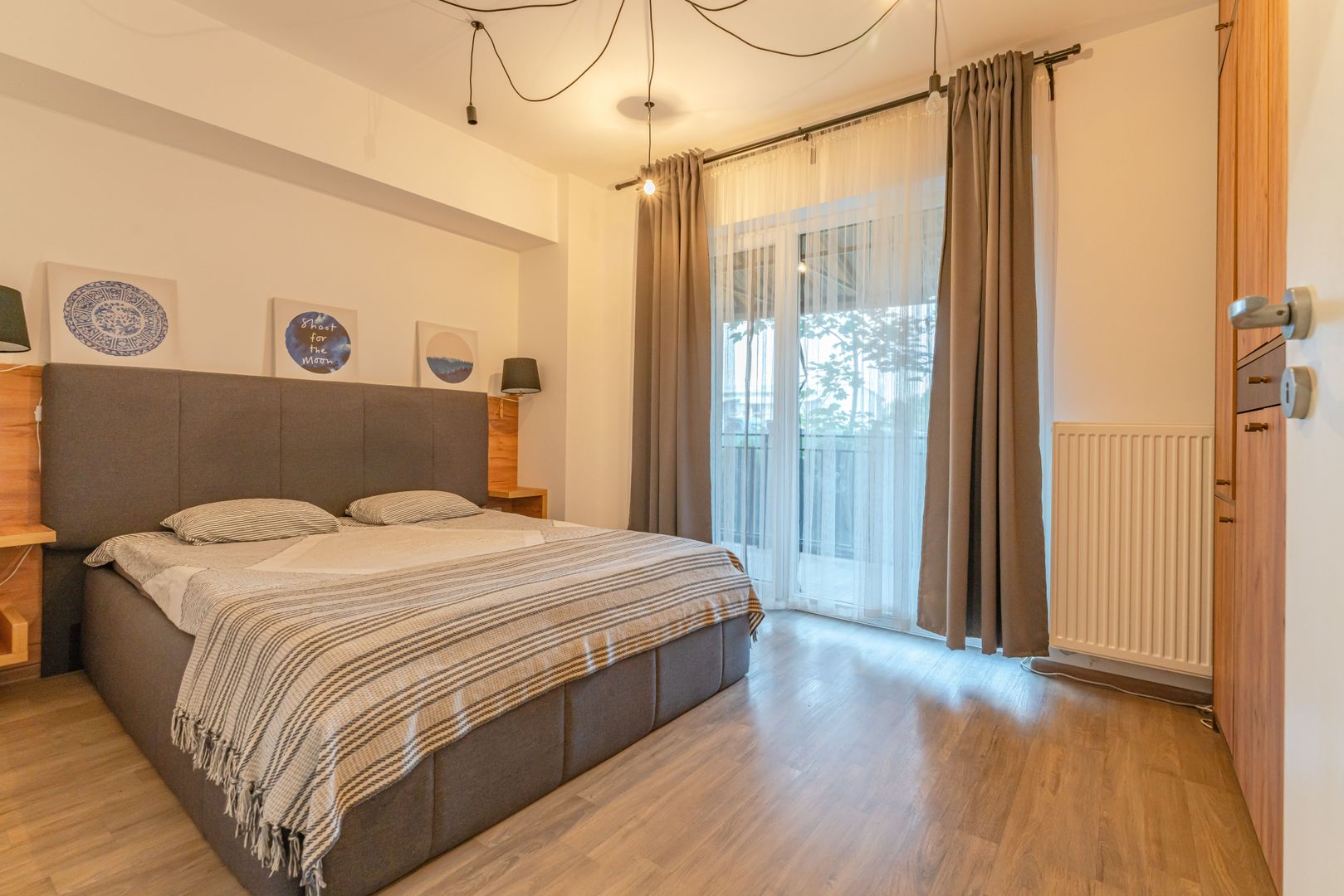 2 camere decomandat mobilat utilat cu gradina - Poză 21