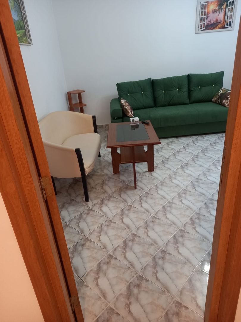 Inchiriere apartament 3 camere Unirii - Poză 5