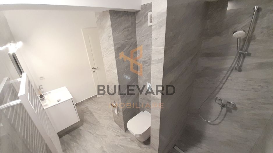 Penthouse de lux 150 mp utili + 200 mp terasa + 2 parcari subterane - Poză 14