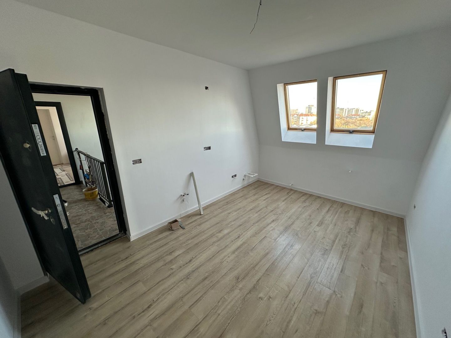 Apartament 2 camere la Mansarda zona Bucovinei - Poză 5