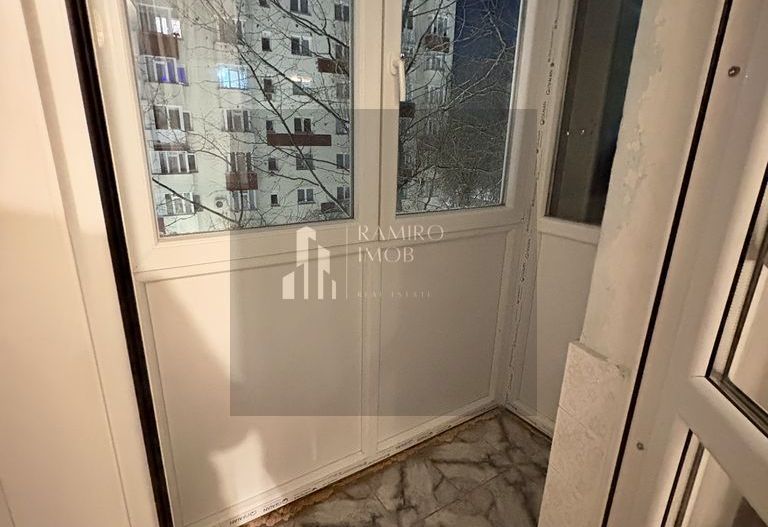 2 camere decomandat - Strada Reșița /  Huedin - Poză 12
