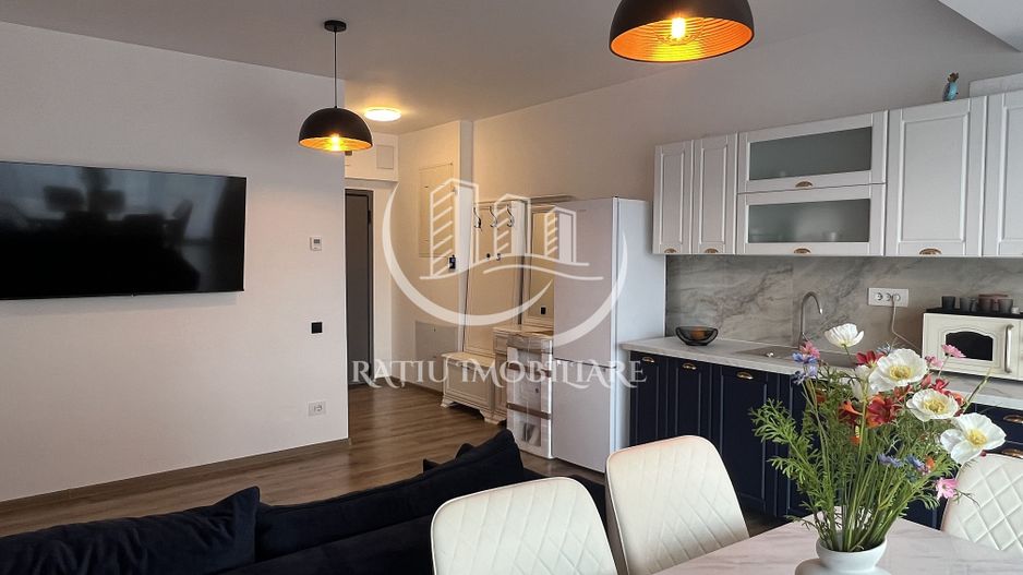 Apartament cu 3 camere | Terasa 70 mp | Luceafarul | Oradea - Poză 2
