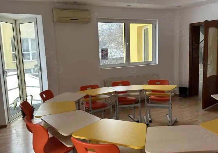 Vila de închiriat  ideală pentru activități educaționale sau office - Poză 6