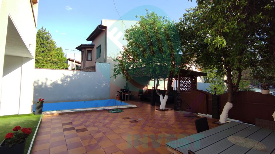 Casa cu teren de 792 mp - Poză 5