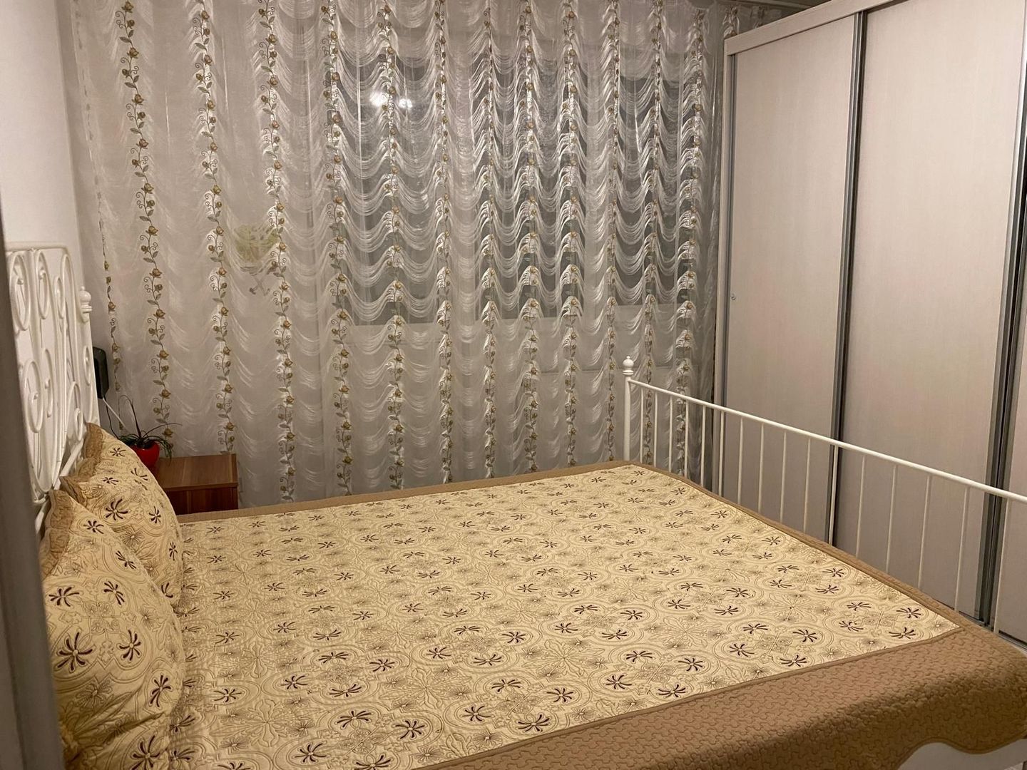 Griviței 2 cam circular, 5/7, mobilat, utilat, centrala proprie - Poză 25