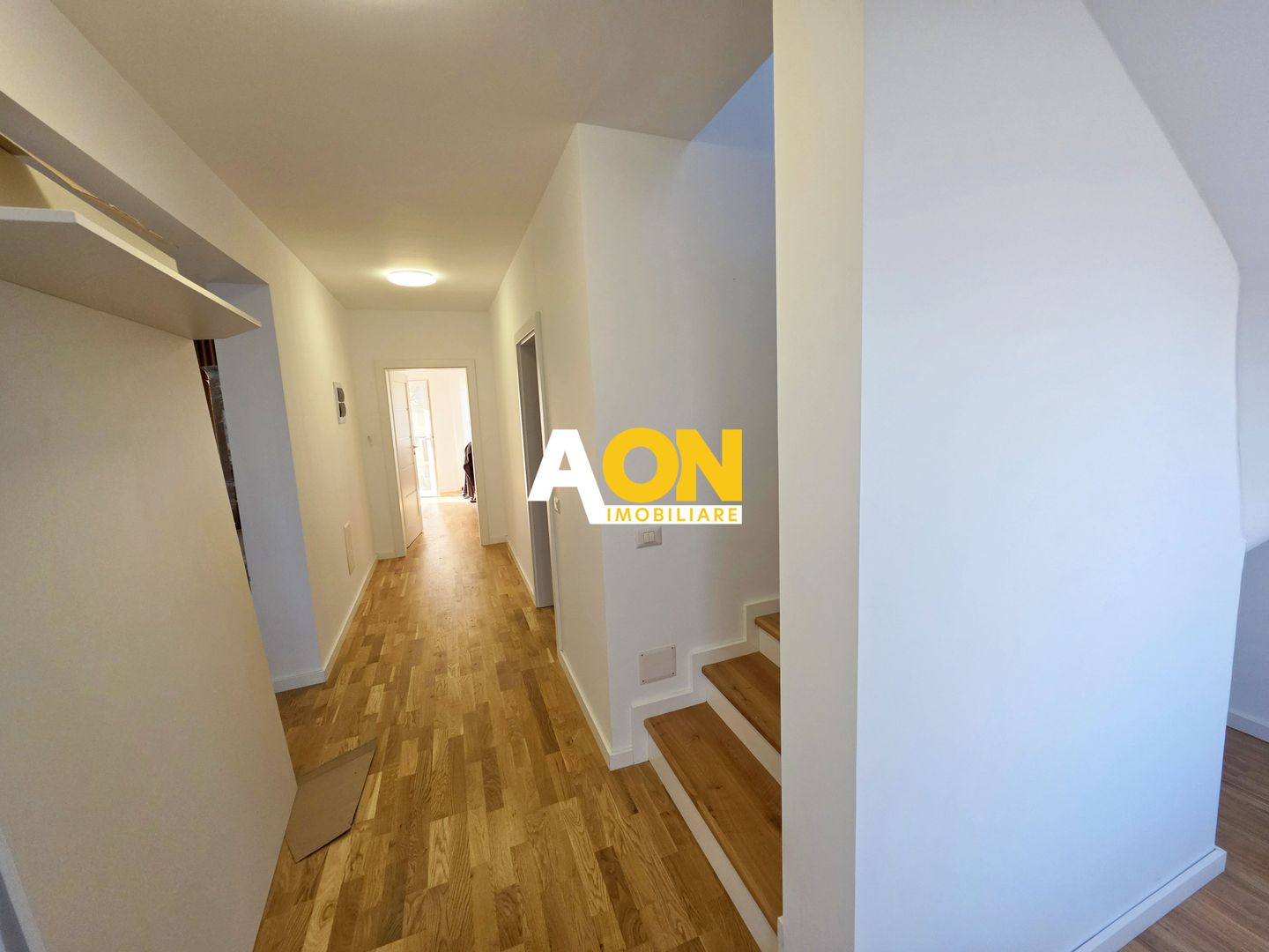 Casa noua la cheie, 4 camere, 3 bai, mobilata, 523 mp teren, Cetate - Poză 2