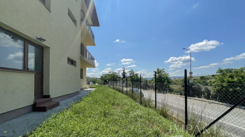 Casa individuala pe 3 niveluri pretabila pentru birouri, in cartierul Iris - Poză 19