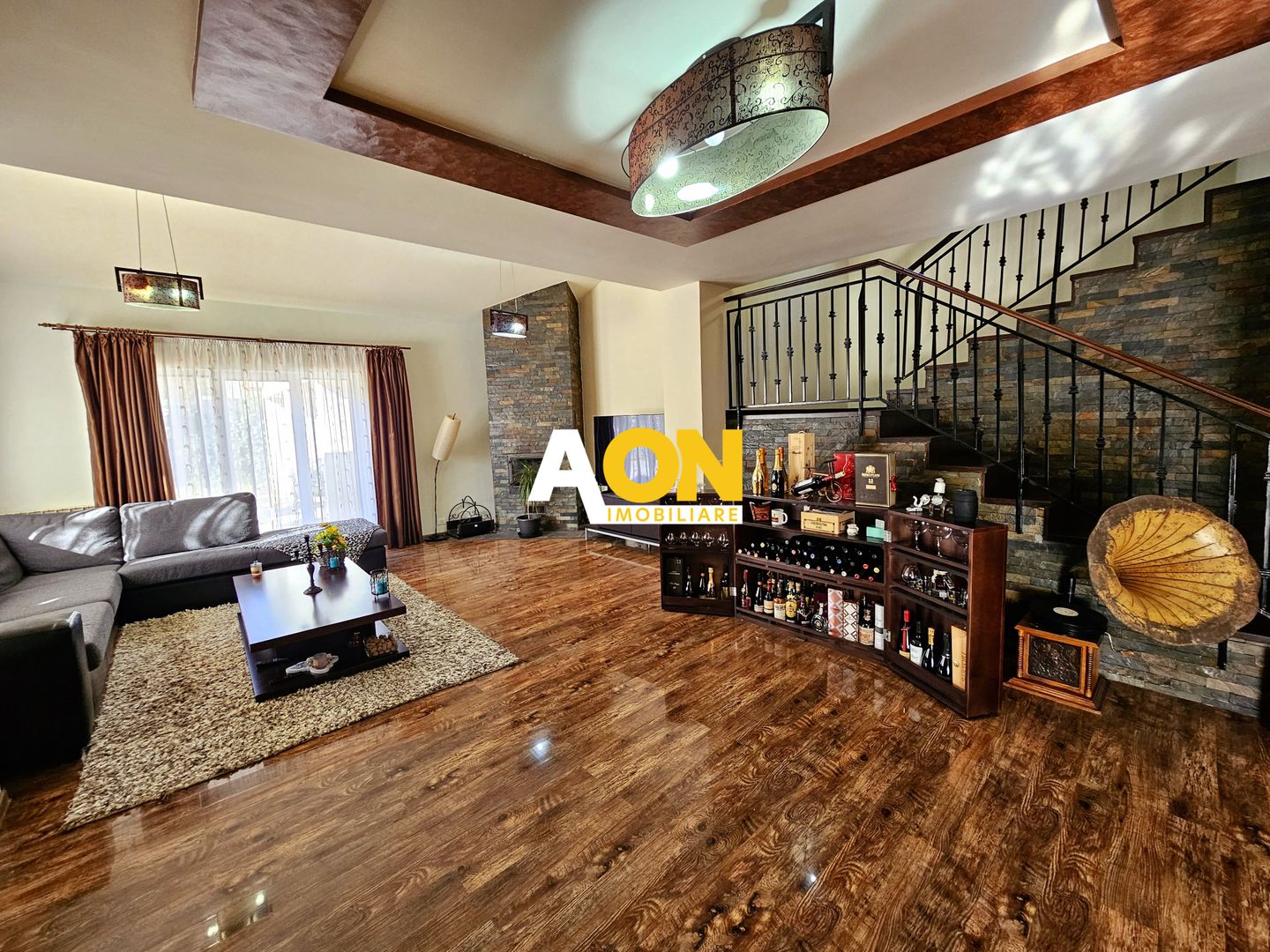 Casa 6 camere, mobilata, utilata, 1700 mp teren, langa padure - Poză 7