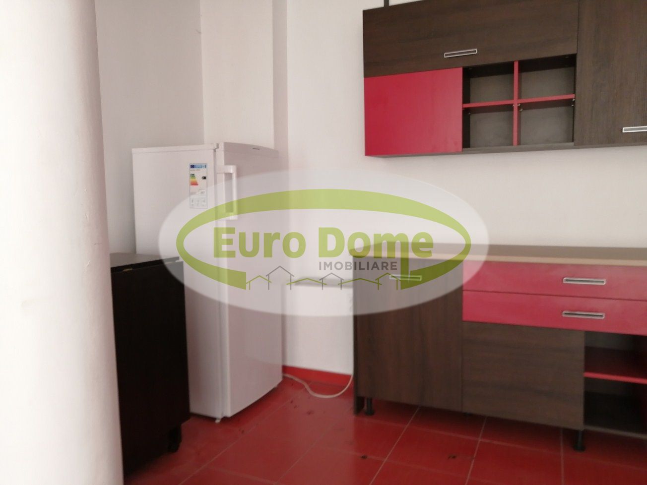 Inchiriere apartament 2 camere tip studio - Poză 12