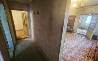 Exclusivitate! Casă cu teren generos în Sat Olteni, Com.Teișani - Poză 30