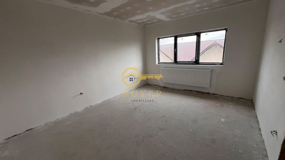 Apartament spatios cu 2 camere- Etaj 2, balcon, Selimbar - Poză 3