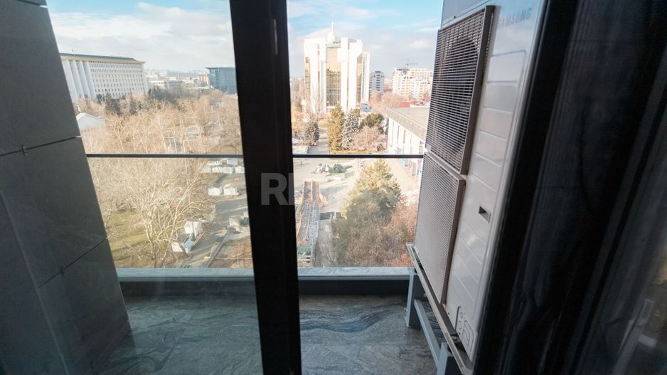 De vânzare apartament, 2 dormitoare, str. Teatrală 3, Centru. - Poză 8