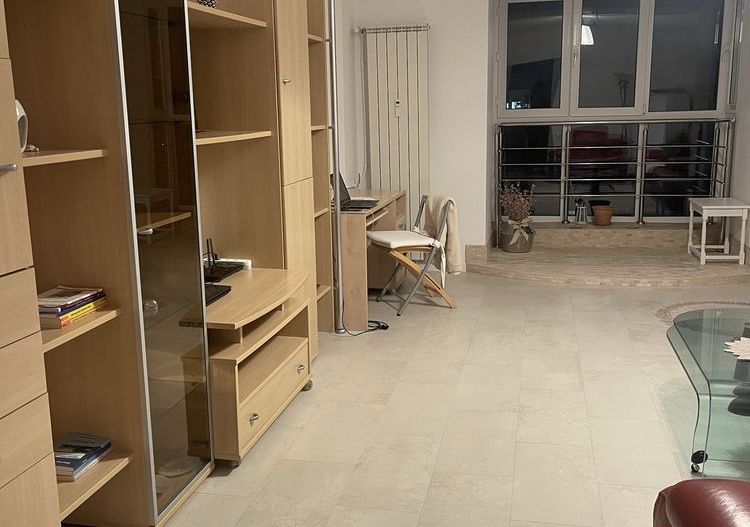 Închiriez apartament 3 camere, modern, spațios, Piața Alba Iulia , AC - Poză 2