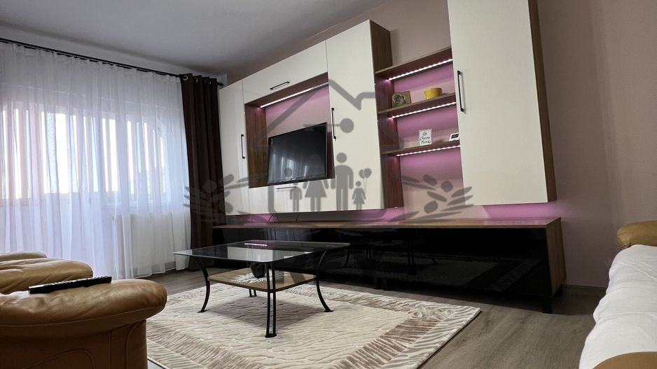 Apartament 2 camere decomandat,renovat integral, mobilier nou /pivniță - Poză 1