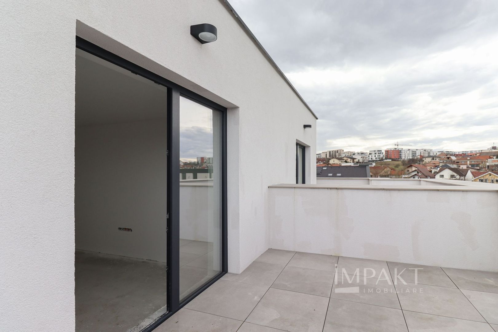 Duplex superb cu 6 camere si 4 bai in Andrei Muresanu! - Poză 6