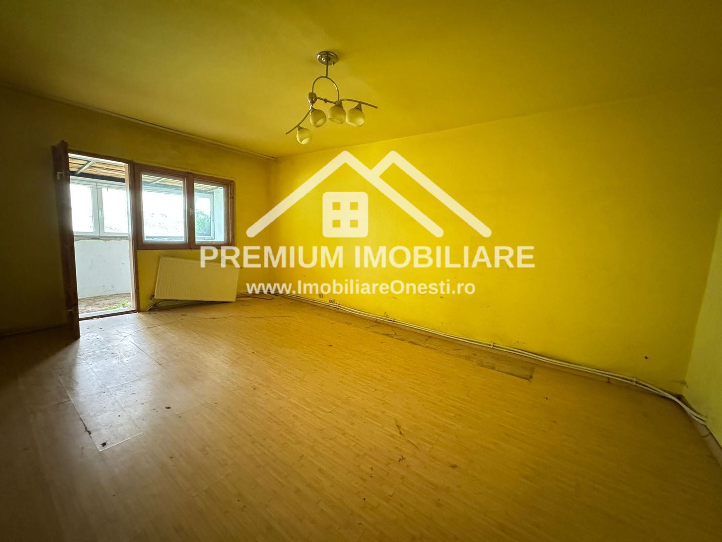 Apartament cu 3 camere decomandat - Poză 4