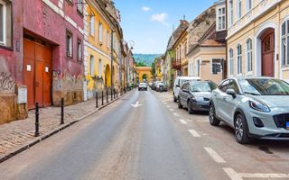 Garsonieră în Centrul Istoric Brașov Schei - Poză 11