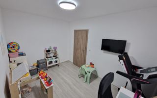 Duplex despartit prin garaj  I 5 camere I Complet mobilat I Dumbravita - Poză 8