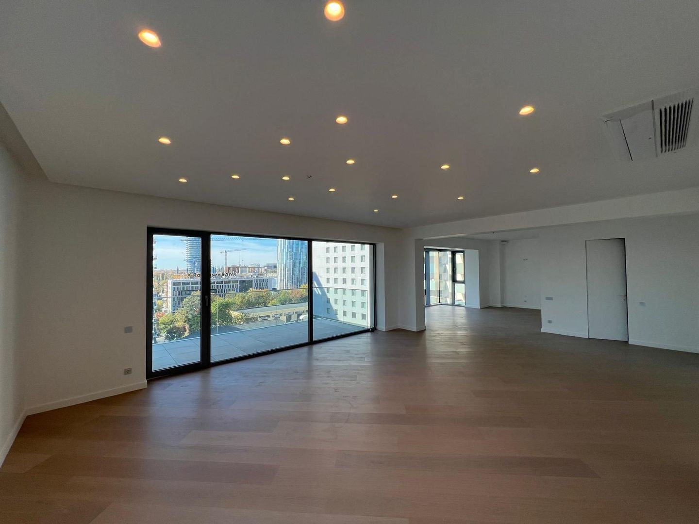 Apartament 4 camere I Aviatiei Tower I - Poză 2