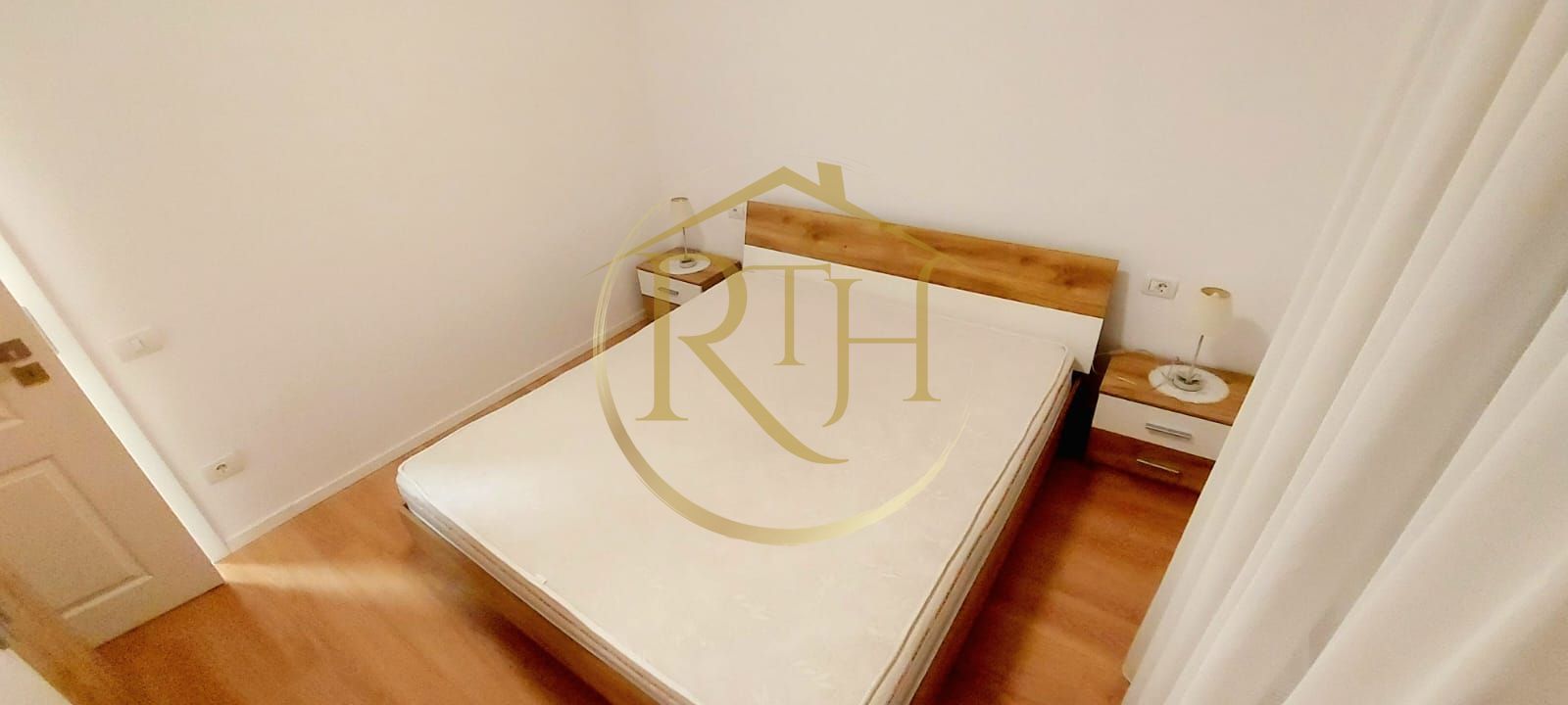 Inchiriez Apartament modern  2 Camere Giroc zona hotel IQ - Poză 7