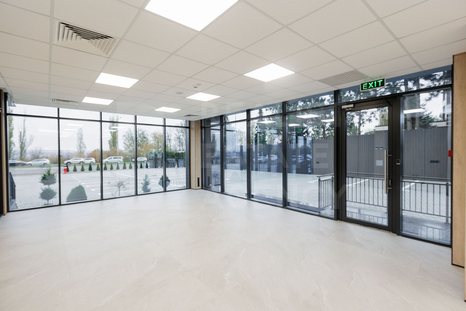 Chirie un complex de birouri ultra-modern, bulevardul Dacia, Botanica - Poză 4