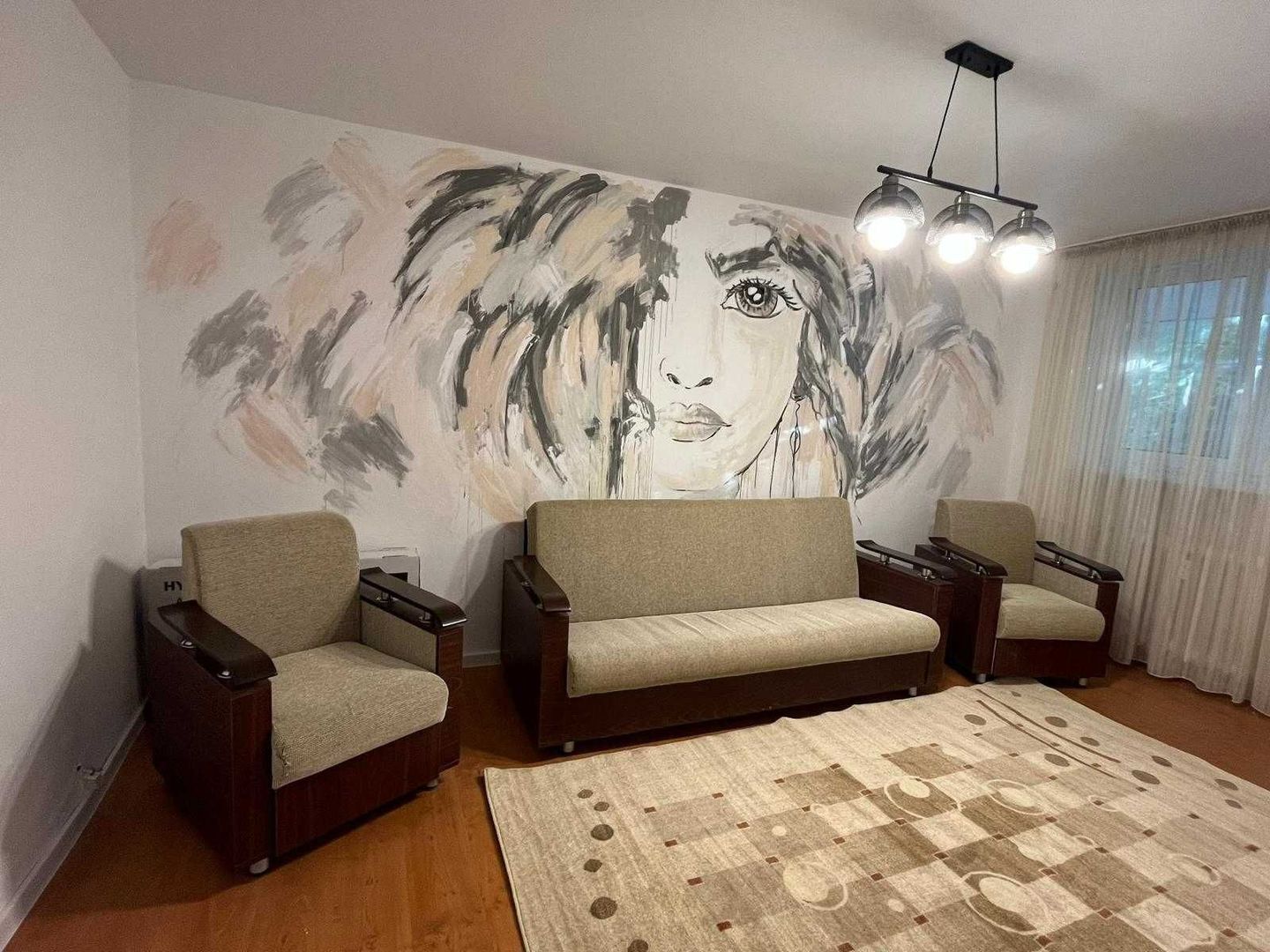 Apartament 3 camere-de Inchiriat - Poză 1