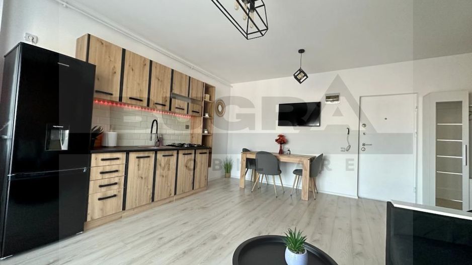 Apartament 2 camere, balcon, parcare, zona Teilor - Poză 6