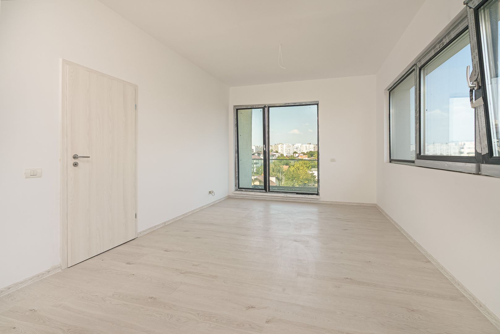 Apart 3 camere 80mp Titan Grigorescu vizavi noul Lidl Bloc 2023 - Poză 11