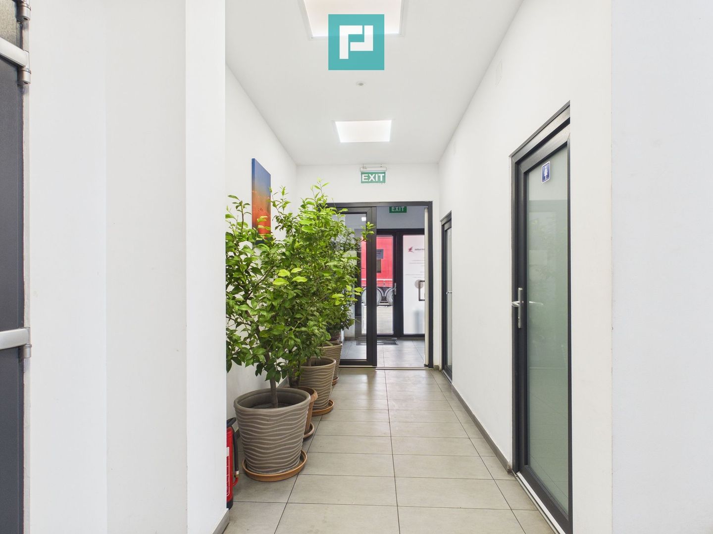 Spații moderne 205 mp și parcare, lângă autostradă - Poză 7