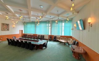 22 camere cu grup sanitar propriu-Sala conferinte-Central-Business - Poză 2