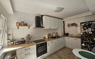 Apartament 3 camere cu parcare în curte, zona Gheorgheni - Poză 3