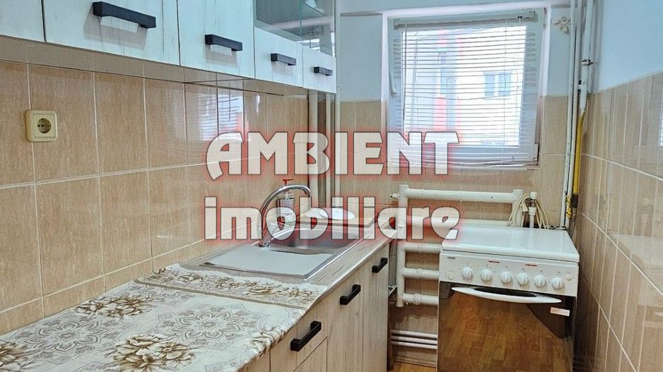 Garsoniera renovată, ETAJ 1, zona Filaturii; - Poză 2